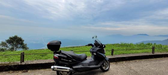 SUZUKI BURGMAN 650 